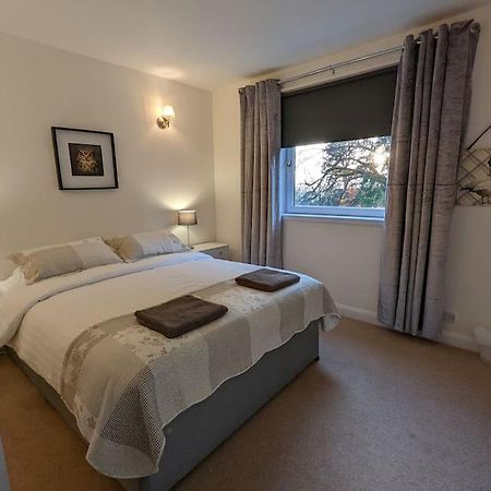 Two Bedroom Flat In Bridge Of Allan, Stirling Esterno foto